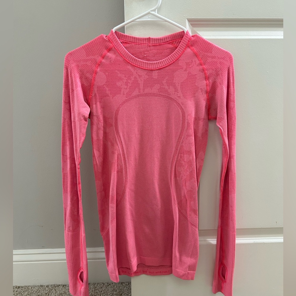 Lululemon LS Swiftly Tech Floral Camo Size 4